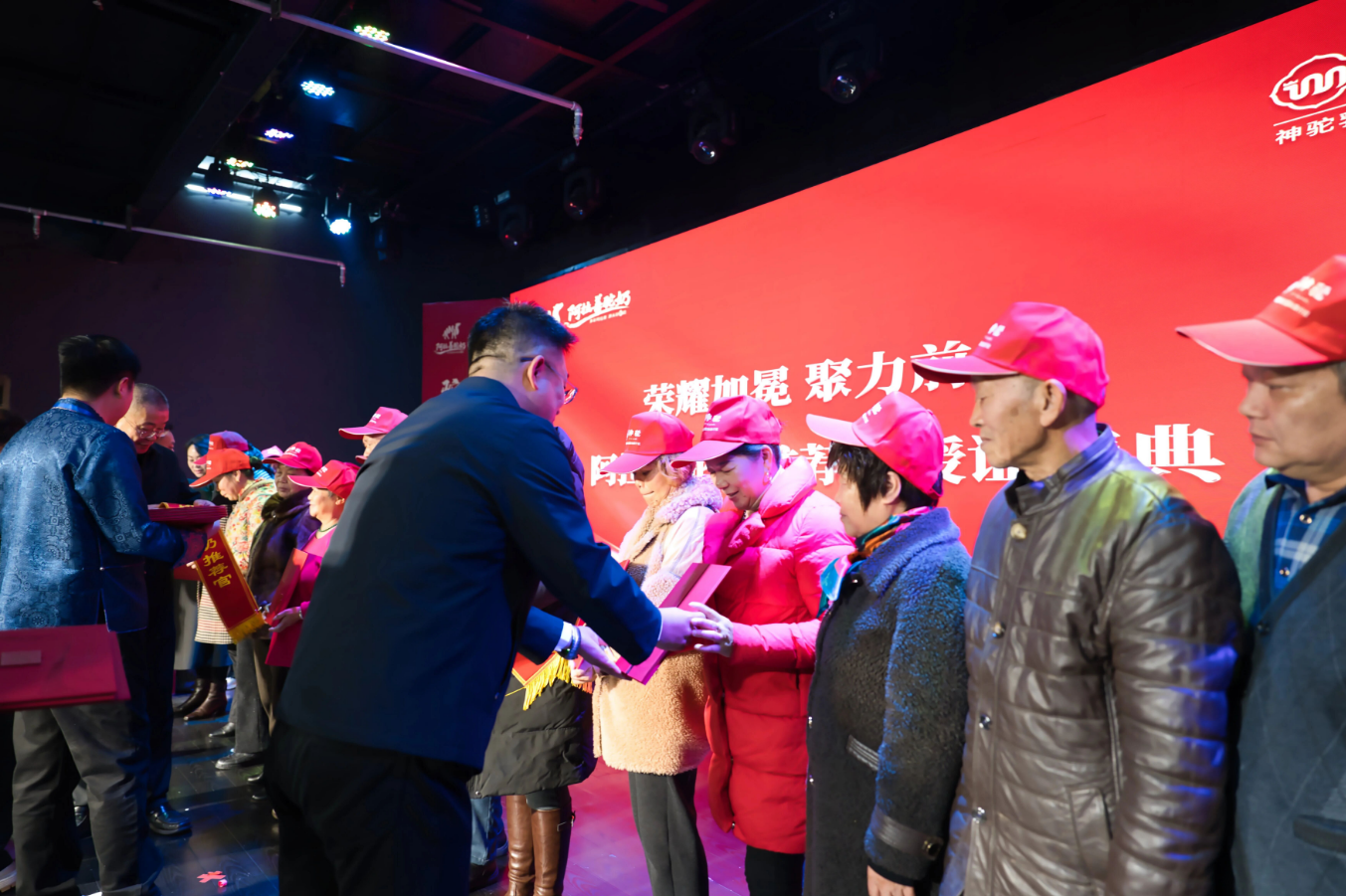 1765884959300425.png 4d29c4fe4009bff0e4e18a6346c5943e.png